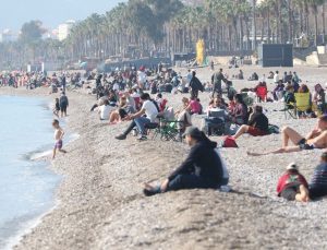 Kış ortasında deniz keyfi