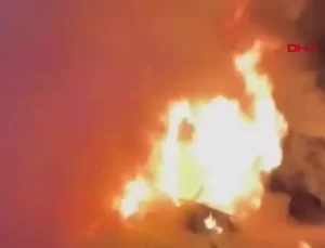 Kocaeli’de Konteyner Yangını