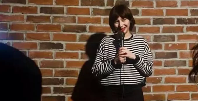 Komedyen Selin Dilmaç uyuşturucu ticaretinden tutuklandı