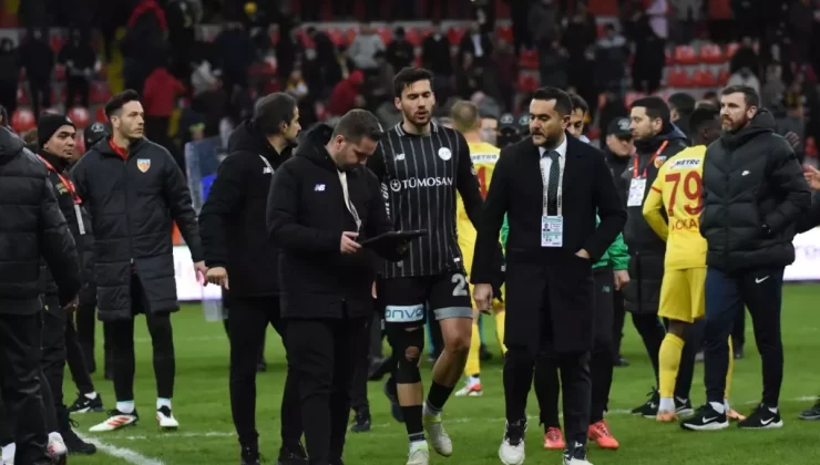 Konyasporlu Yöneticiler, Hakeme Tabletle Gol Gösterdi