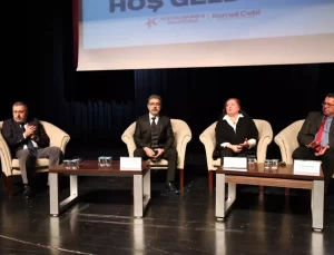 Küçükçekmece’de Afet Bilinçlendirme Paneli Düzenlendi