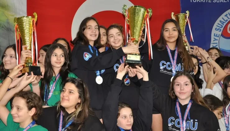 Kütahya’da Sualtı Hokeyi Şampiyonları Belirlendi