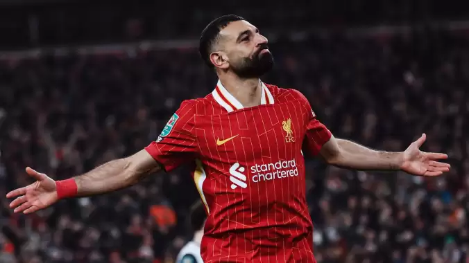 Liverpool dev maçta farklı galip! Finalde…