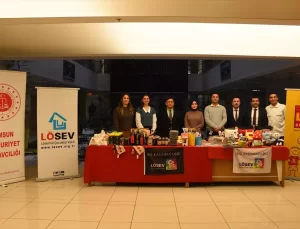 LÖSEV’den Samsun Adliyesi’nde Yardım Standı