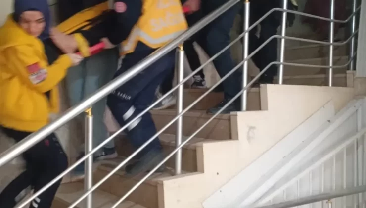 Mardin’de Asansör Düştü: 4 Yaralı