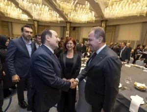 Mersin Büyükşehir Belediye Başkanı Seçer, Vali Pehlivan’a Veda Programında Büyük Destek Verdı