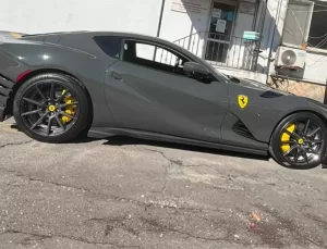 Mersin’de “Kazma, kürek var” denilen konteynerden 357 milyonluk araç çıktı