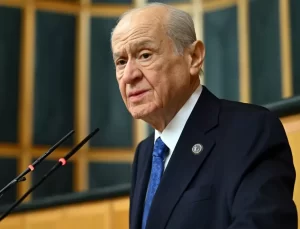 MHP: Genel Başkan Devlet Bahçeli’nin kalp kapağı değiştirildi. Sağlık durumu iyi, kısa zamanda günlük yaşantısına dönecek.