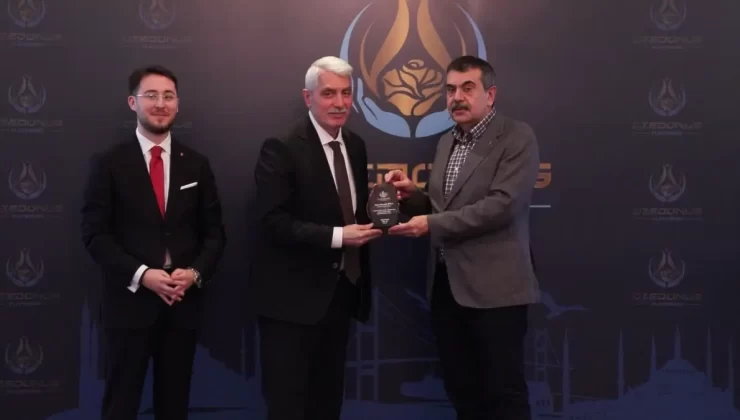 Milli Eğitim Bakanı Tekin: Biz kendimize özgü bir model ürettik