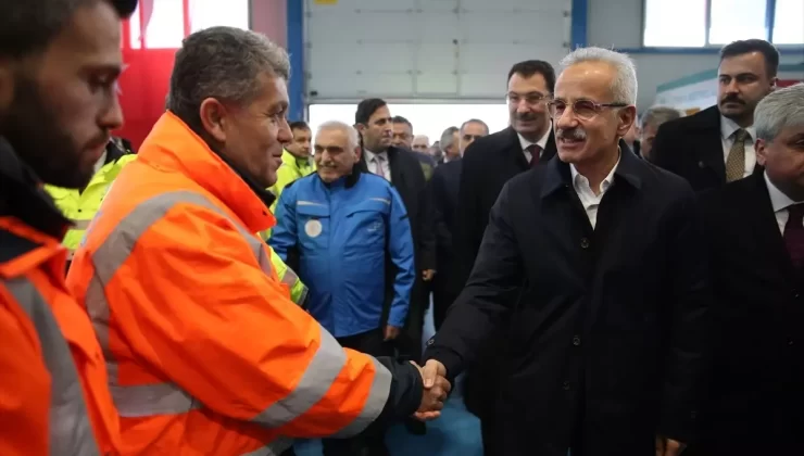 Milli Elektrikli Hızlı Tren Seti’nin gövde kaynağı yapıldı