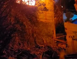 Motosikletli Arkadaşlar Yangını Önledi