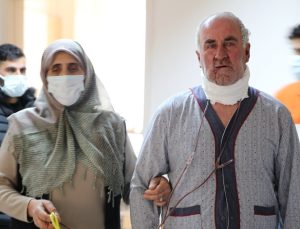 Muş’ta annesini götürdüğü hastanede dudak kanseri olduğunu öğrendi