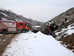 Muş’ta Uçurumdan Yuvarlanan Vinç Kullanılamaz Hale Geldi