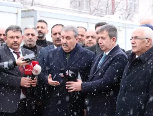 Mustafa Destici: Yapılanı takdir etmemek asla ahlaklı siyaset değildir