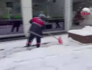 Nevşehir’de Yoğun Kar Yağışı Etkili Oldu