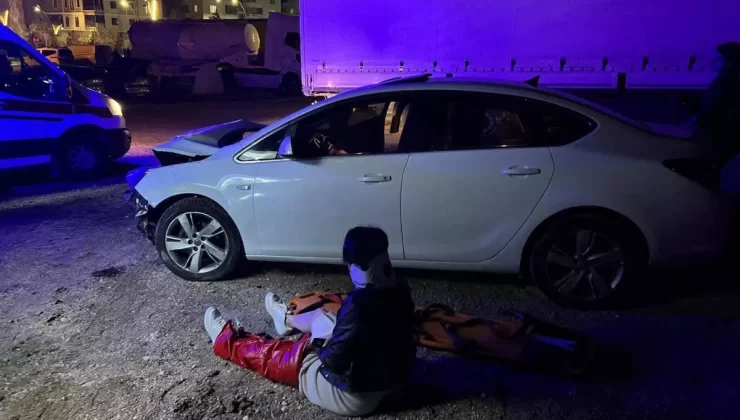 Nevşehir’deki Kazada 5 Kişi Yaralandı, Şoför Kaçtı