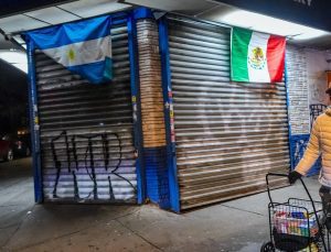 New York’da göçmen karşıtlığına dikkat çekmek için dükkanlar kapatıldı