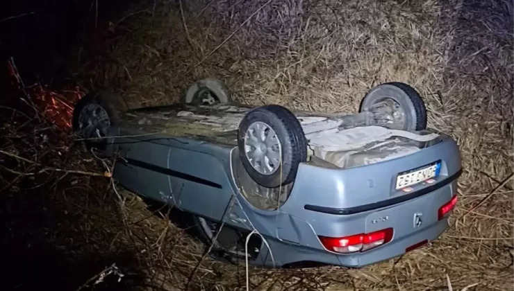 Niksar’da Otomobil Devrildi: Sürücü Yaralandı