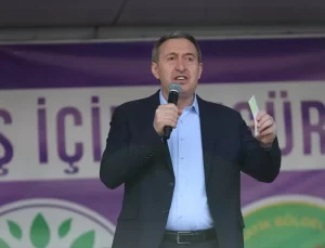 Öcalan’dan Silah Bırakma Çağrısı Beklentisi