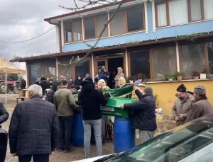 Oğlu tarafından vurulan kadın toprağa verildi