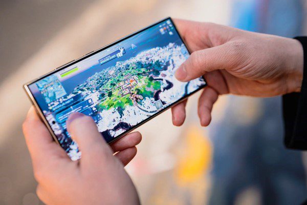 One UI 7, mobil oyuncular için ek FPS seçenekleri sunacak