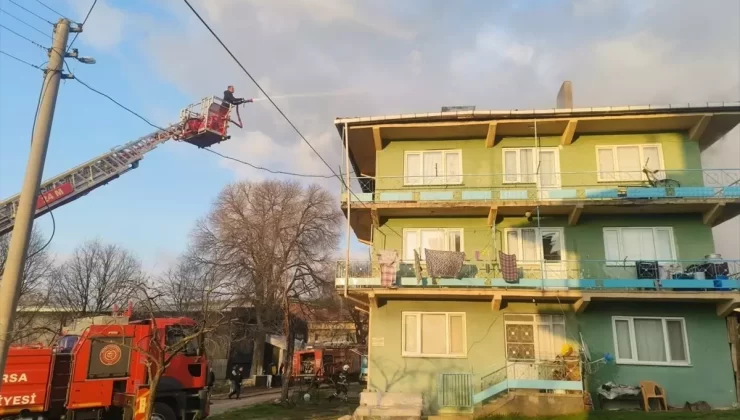 Orhaneli’nde Çatı Yangını