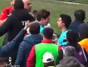 Orta hakem “Penaltı”, yan hakem “Ofsayt” dedi! Ortalık karıştı
