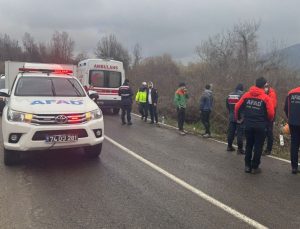 Otomobil şarampole uçtu: 2 yaralı