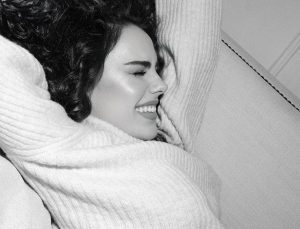 Oyuncu Mahsus Kaya’nın yeni yaş dilekleri: “Aşk, sıhhat ve potansiyel”