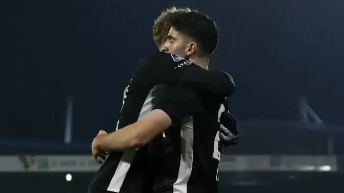 (ÖZET) Galatasaray’ın rakibi AZ Alkmaar, Willem II’yi rahat geçti