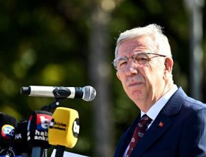 Özgür Özel ve Mansur Yavaş görüştü: Bir sefer daha “erken” dedi