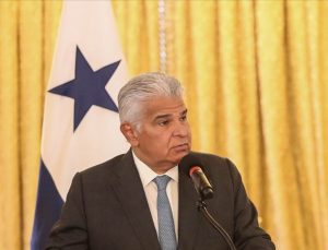Panama lideri Mulino, ABD’nin “Kanal’dan fiyatsız geçiş” açıklamasına reaksiyon gösterdi