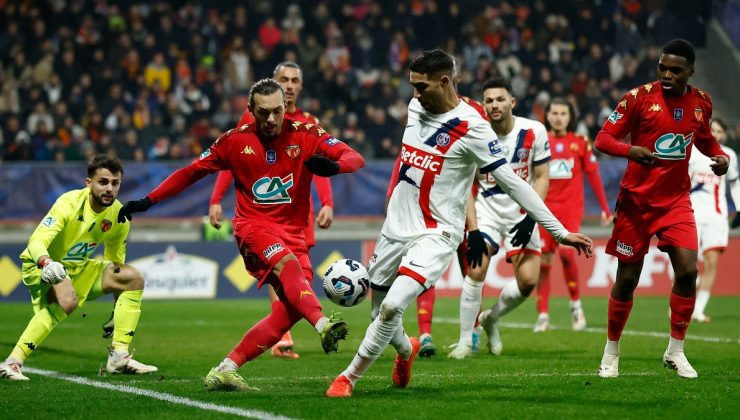Paris St Germain üçüncü lig takımını yenerek turladı