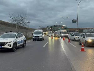 Pendik’te Motosikletli Genç Hayatını Kaybetti