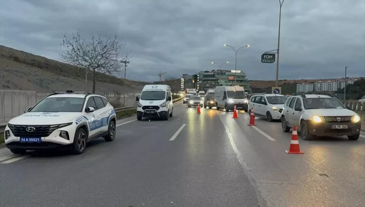 Pendik’te Motosikletli Genç Hayatını Kaybetti