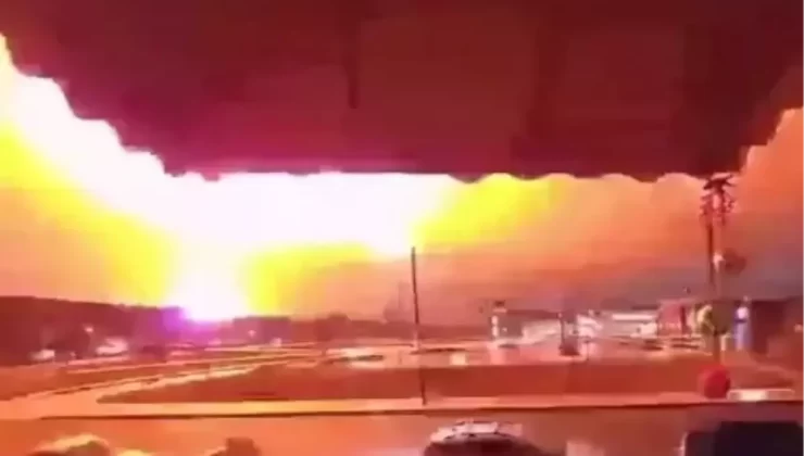 Philadelphia’da Ambulans Uçağın Düşmesi: 7 Meyyit