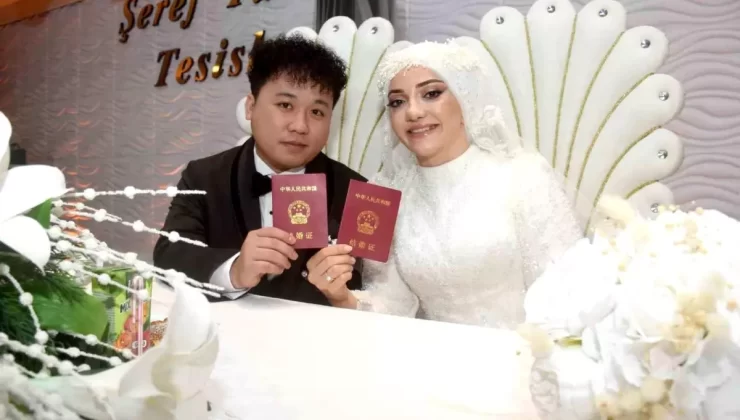 Rizeli Kız ile Çinli Genç Dünya Evine Girdi