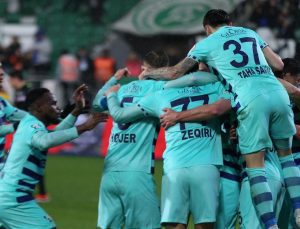 Rizespor, kupada Ankaragücü’nü iki golle geçti