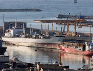 Rusya, Suriye’deki üslerinin akıbetinden endişeli: Şam’la görüşme sürüyor