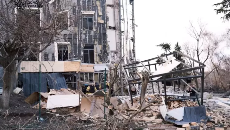 Rusya’nın Harkov’a Düzenlediği Füze Saldırısında 5 Ölü, 50 Yaralı