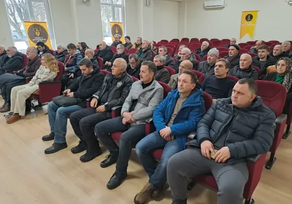 Sakarya’da arı yetiştiriciliği ve hastalıkları konusunda eğitim verildi