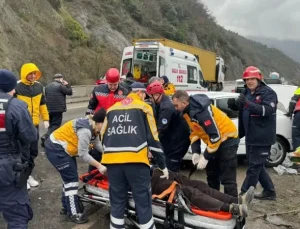 Sakarya’da Feci Kaza: Yaşlı Çiftin Yolculuğu Acı Sonla Bitti