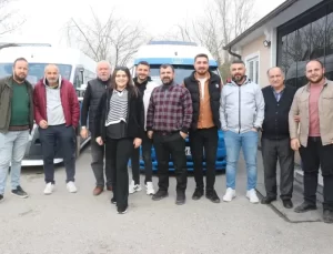 Sakarya’da Kadın Şoför Hilal Serap Alemdar, Erkeklere Taş Çıkarıyor