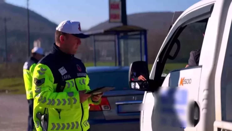 Sakarya’da Trafik Denetimleri: 165 Bin Araç Kontrol Edildi