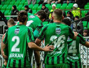 Sakaryaspor, Çorum FK karşısında iki golle güldü