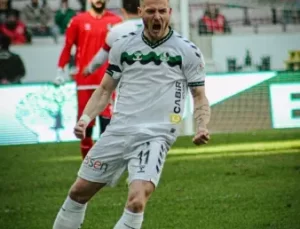 Sakaryaspor son nefeste geri döndü