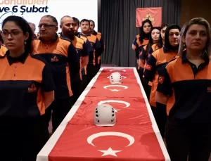 Samsun’da 6 Şubat depremlerinde hayatını kaybedenler anıldı, afet gönüllüleri törenle yemin etti