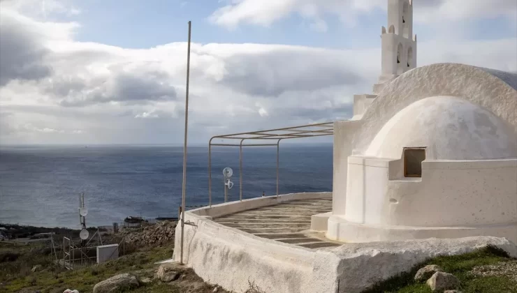 Santorini’de Deprem Paniği!