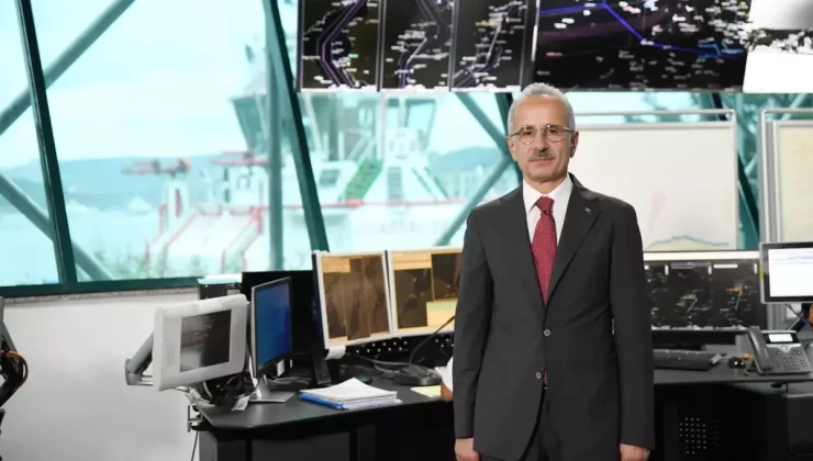 Sarıyer Kilyos’ta Geminin Tehlikeli Durumu Güvenli Hale Getirildi