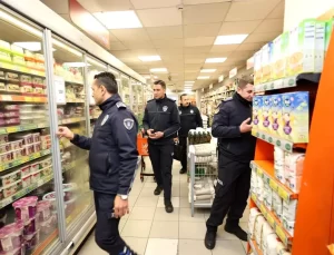 Şehzadeler Belediyesi’nden Market Denetimleri